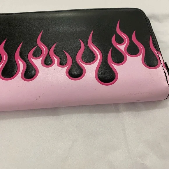 Pink Flames Zip Clutch Women’s Wallet - Picture 4 of 13